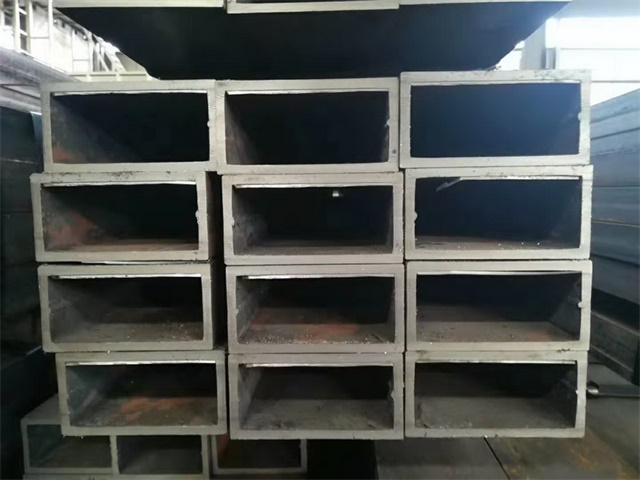 信宜Q235冷拔方管材质特点 适用工程场景分析